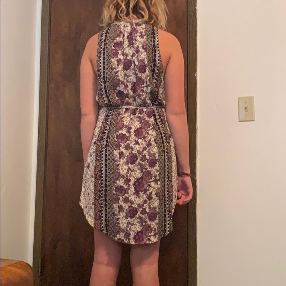 Super cute high low dress!